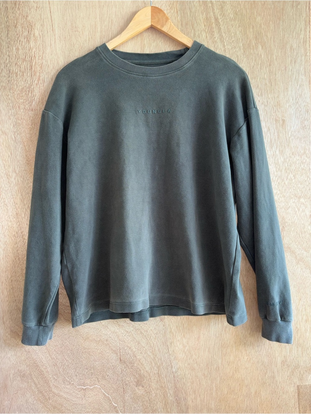 YoungLA Men’s Medium Oversized Long Sleeve Gym Pump Cover Streetwear